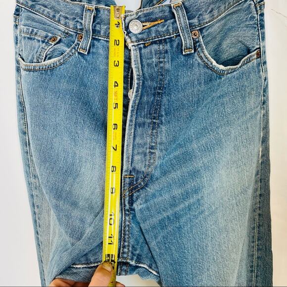 MENS LEVIS 501 33 x 34 Blue Denim Button Fly Denim Jeans Slim Skinny Straight - Picture 5 of 12